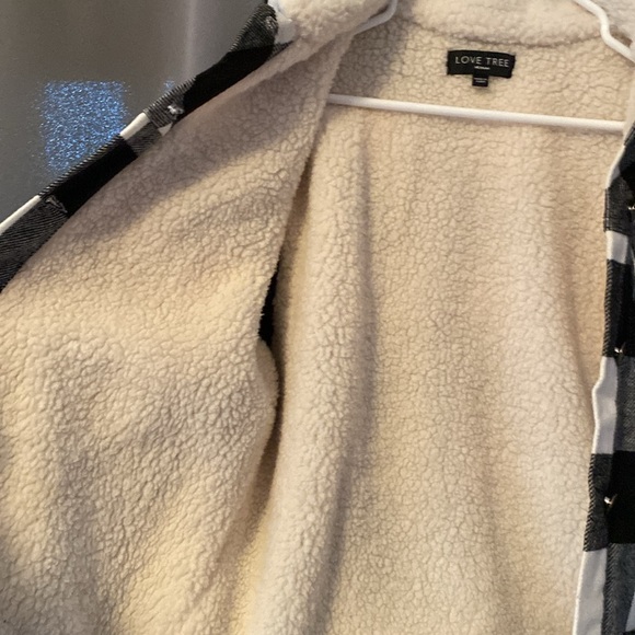 Flannel coat - Picture 6 of 9